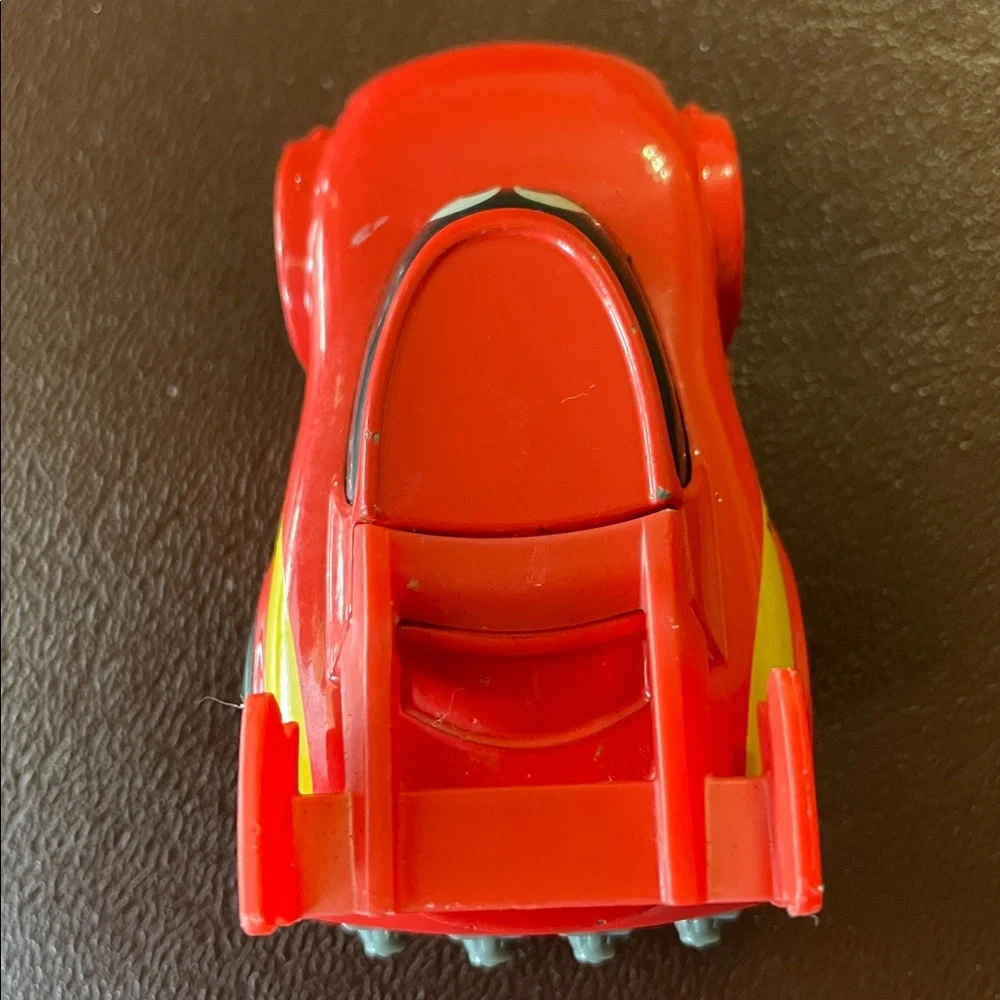 2022 Mattel Bat Wings Robin Redbird Car